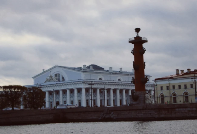 Куда сходить в Санкт-Петербурге в дождливую погоду