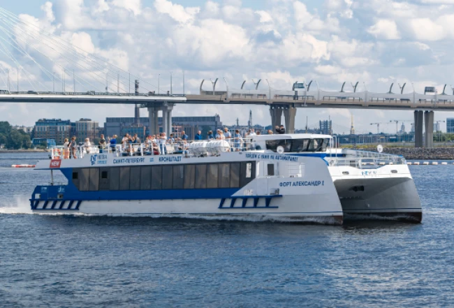 18 апреля катамараны «Котлин» открывают сезон рейсов в Кронштадт
