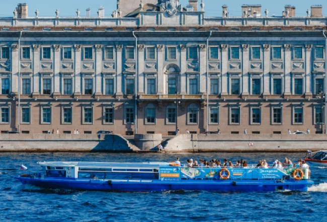 Экскурсии по рекам и каналам Санкт-Петербурга — какие выбрать в 2026 году