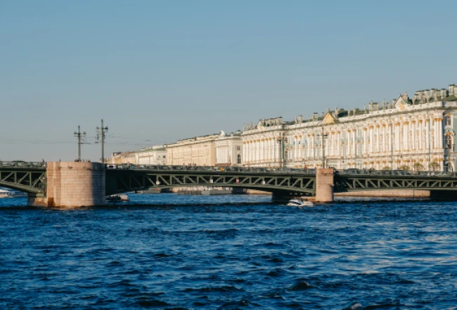 С днём рождения, Петербург!