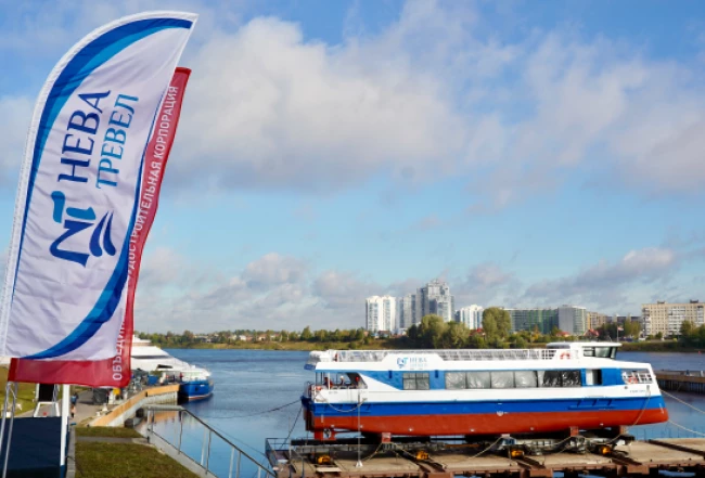 30 апреля состоялось подписание акта приема-передачи катамарана «Равелин»
