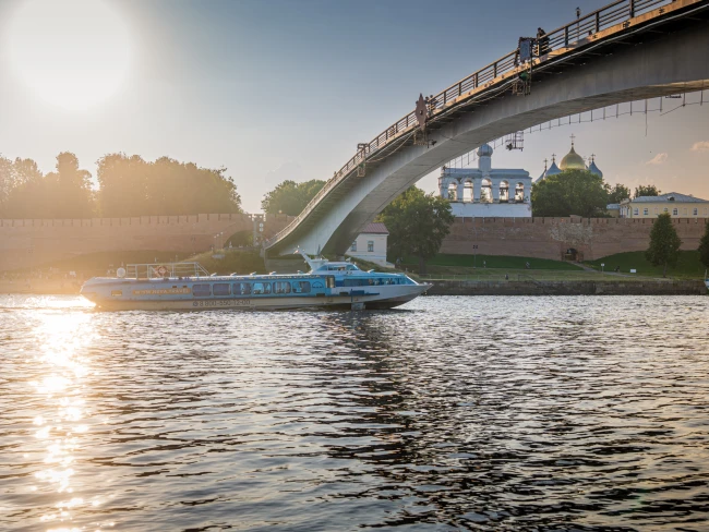 Водная прогулка  «На ракете»