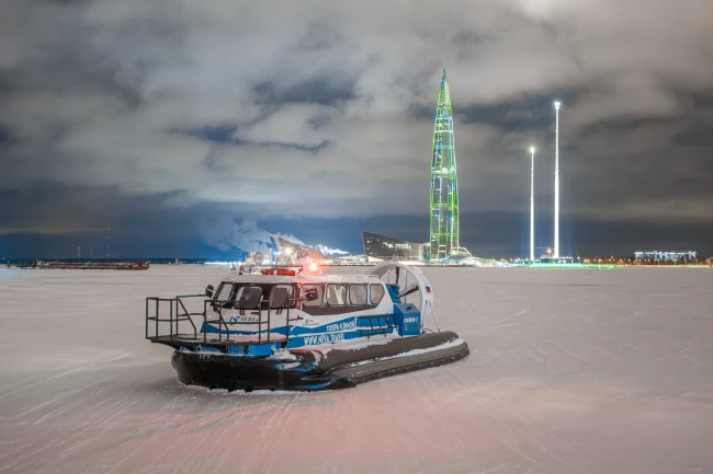 Зимний Петербург с Невы