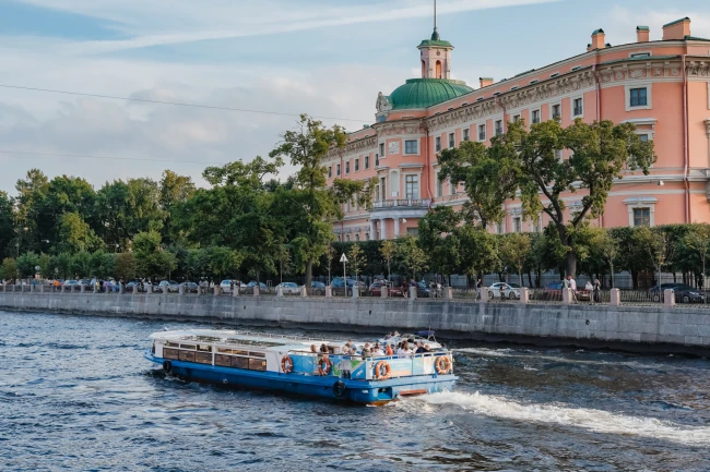 Парадный Петербург
